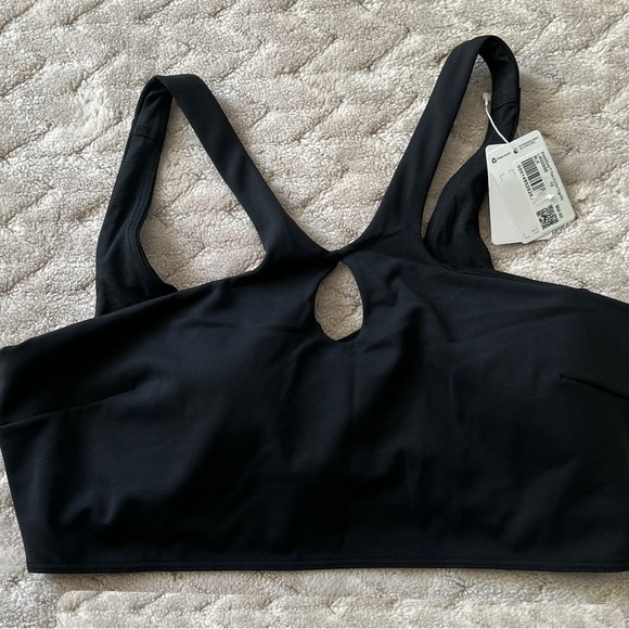 Lululemon bra 12 - Picture 1 of 2